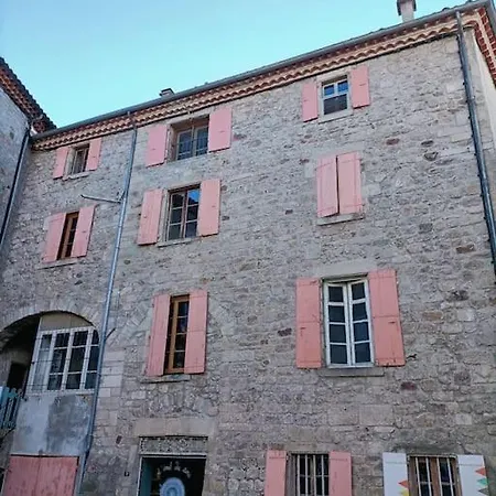 1er Etage * Largentiere